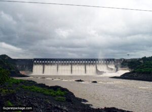 sardar sarovar dam